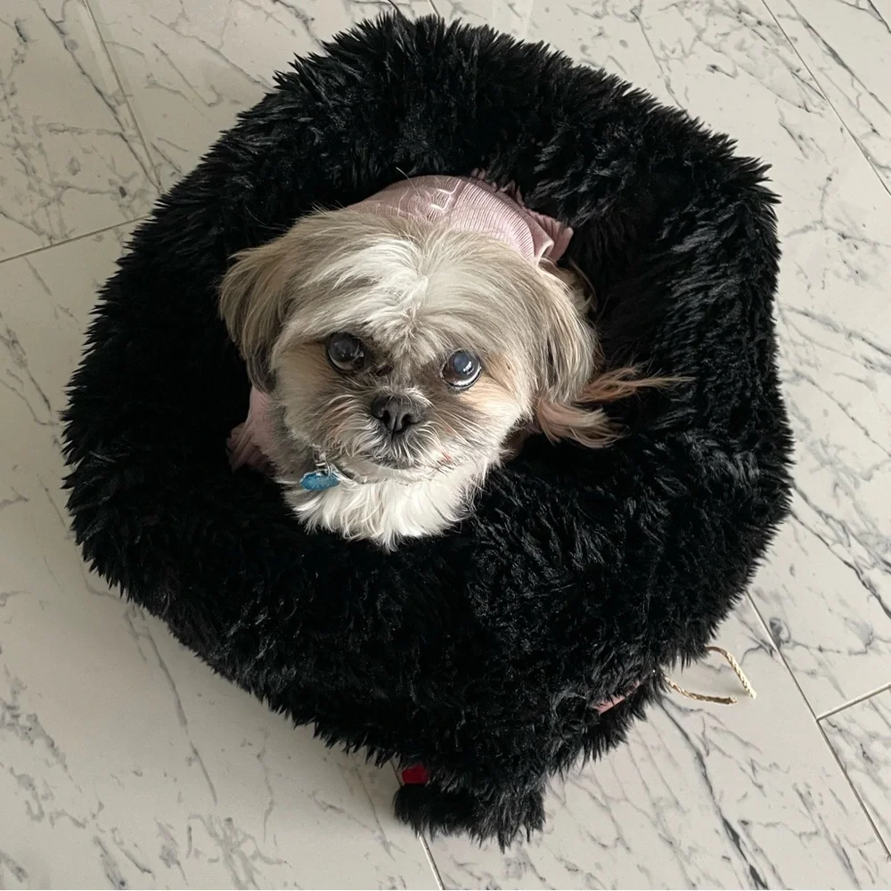 Zeus, High-end black faux fur and kilim-velvet fabric M size handmade pet bed